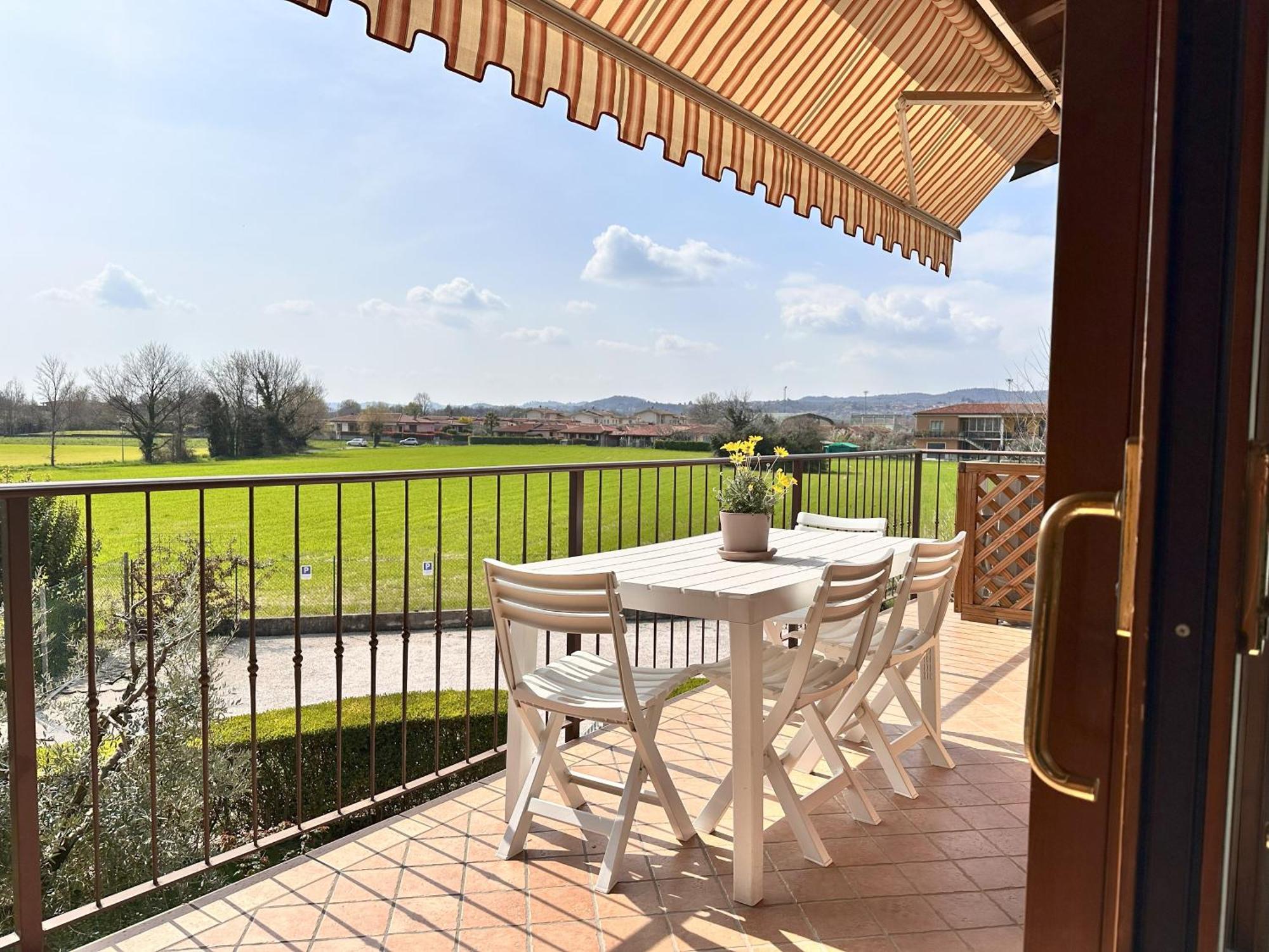 Il Fienile Di Manerba Apartment Manerba del Garda Bagian luar foto