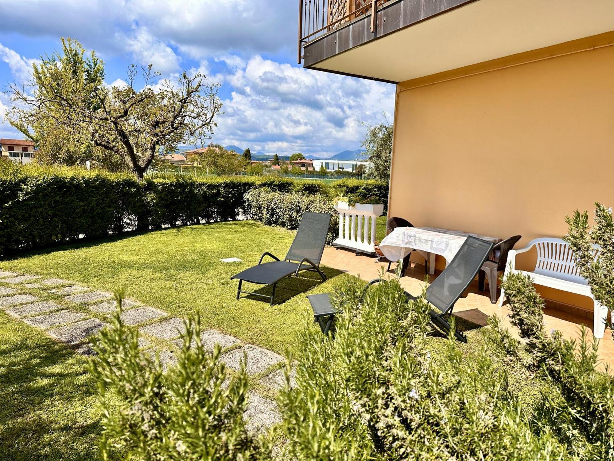 Il Fienile Di Manerba Apartment Manerba del Garda Bagian luar foto